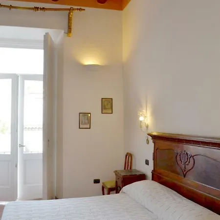 Casa San Gregorio Bed & Breakfast *